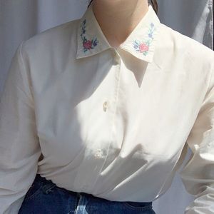 VTG 70s White Floral Embroidered Button Down XL